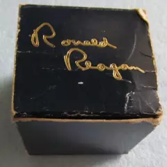 OFFICIAL RONALD REAGAN PRESIDENTIAL GOLF BALL-IN THE SINGLE BALL BOX 