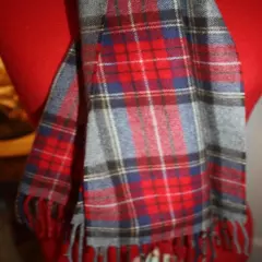 Soft Jos. A. Bank Scarf 100% cashmere Red grey blue plaid Soft classic design