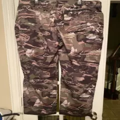 Under Armour Storm Forest Camo Hunting Pants (42 x 32)(NWT) MSRP $100