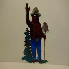 SMOKEY THE BEAR STEEL ENAMEL STANDING BY TREE WITH SHOVEL SIGN 20"X 14" 