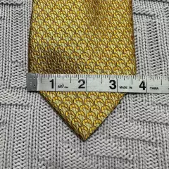 Echo gold geometric fan print silk tie