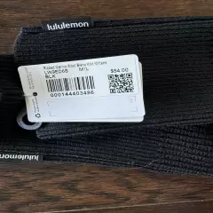 Lululemon M/L Ribbed Merino Wool-blend Rib Knit Mittens NWT New Black Retail $54