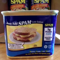 SPAM 25% LESS SODIUM, PACK OF 6 (HORMEL FOODS) EXPIRATION DATE: JULY OF 2026.