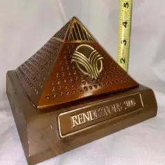 Rare Bronze Rendezvous Golf Club Resort Championship Desk Pyramid Art Trophy