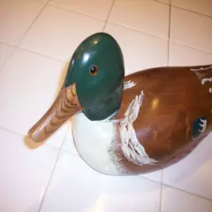 EXCELLENTLY HAND CRAFTED SOLID HEAVY WOOD COLLECTIBLE DECOY MALLARD DUCK 