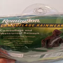 Remington CAMOUFLAGE RAINWEAR Set Camo Rain suit M/L - NEW!!!