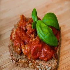 Norwegian Stabburet "Makrell i tomat" - Mackerel in tomato sauce. 125 grams tin