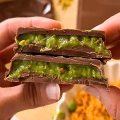 Viral Dubai Kunafa Pistachio Hershey Size Chocolate Bar (The Original)