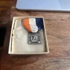 1959 Daily Mirror Silver Softball Championship Medal