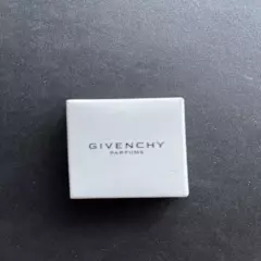 GIVENCHY PORTE-CLES 4G KEY HOLDER Keyring with Original Box VIP Novelty Gift