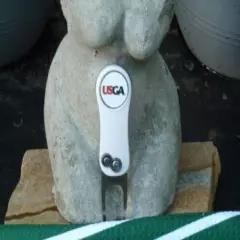 USGA White Ball Marker & Divot Tool - Great Seller! Pitchfix White