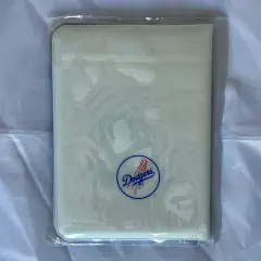 (SEALED) Los Angeles Dodgers Passport Holder - Starlux Airlines Limited Edition