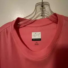 Greg Norman GOLF POLO, NEW Shark Coral/PINK Size Large L Dryfit