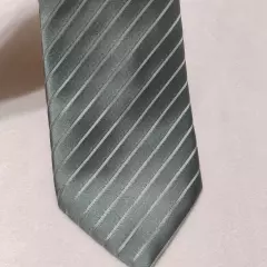 Donald J. Trump Signature Collection Tie Mens Green Striped Elegant Silk Necktie