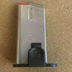 Factory SMITH & WESSON SW9M SIGMA 9MM 7 ROUND MAGAZINE. Excellent Condition.