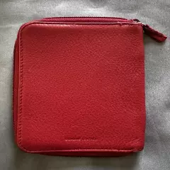 New NWOT Red Wilsons Leather Bifold Passport Wallet 3 3/4x5 3/8”