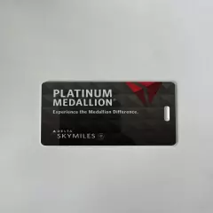 DELTA Platinum Medallion Bag Tag Brag Tag Luggage Tag Brand New