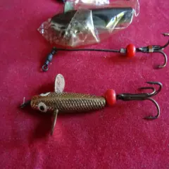 3 GOOD VINTAGE HARDY LURES, 2 UNUSED IN PACKETS