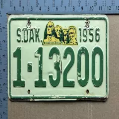 1956 South Dakota license plate 1-13200 Minnehaha Mount Rushmore 16490