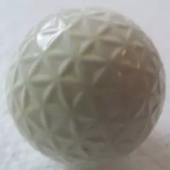 RARE EXPERIMENTAL NO NAME GOLF BALL WITH TRIANGLES ALL AROUND THE BALL