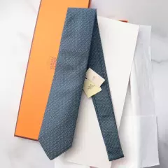 Unused HERMES Blue Neck Tie Striped 100%Silk France free shipping 2409114