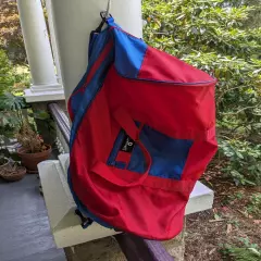 Vintage 80s-90s Spalding Duffle Sports Bag*Zip Closure*Red & Blue