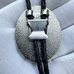 STUNNING western Stone & Silver Tone Bolo Tie