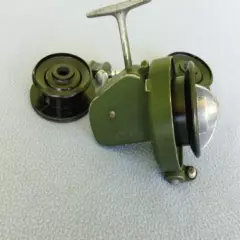 EXTREMELY RARE VINTAGE METROM SPINNING REEL WITH 3 SPOOLS-IN VERY GOOD CONDITION