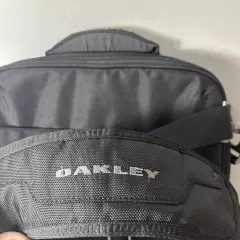 Oakley Messenger Vertical Laptop Crossbody Bag Black