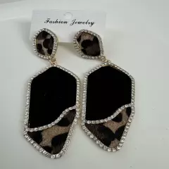 Leopard print Dangling earrings