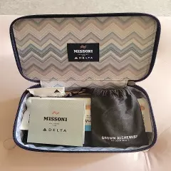 MISSONI Delta One® First Class Amenity Kit dark Blue Case