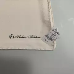 Brooks Brothers White Pocket Square/Handkerchief/Hanky Silk New MSRP $29.50