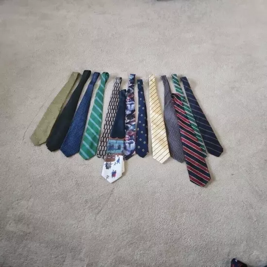 Lot of 13 men’s Suit ties