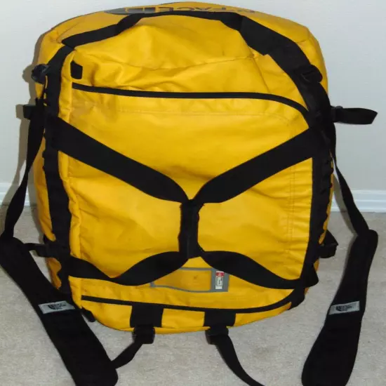 THE NORTH FACE YELLOW/BLACK DUFFEL BAG WITH BACKPACK STRAPS