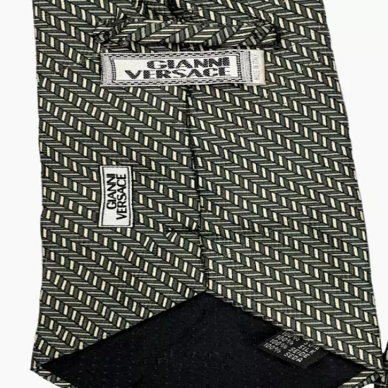 Gianni Versace Silver Gray Striped Geometric Necktie Silk Tie Men's 4" x 57"