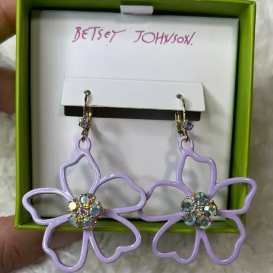 Betsey Johnson Gold Tone Pastel Purple Open Frame Flower Show Drop Earrings NEW