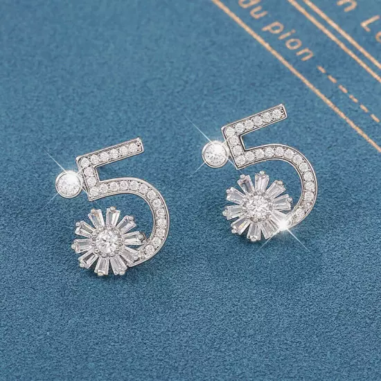 Women's Fashion Temperament Pearl Vintage Earrings For Women