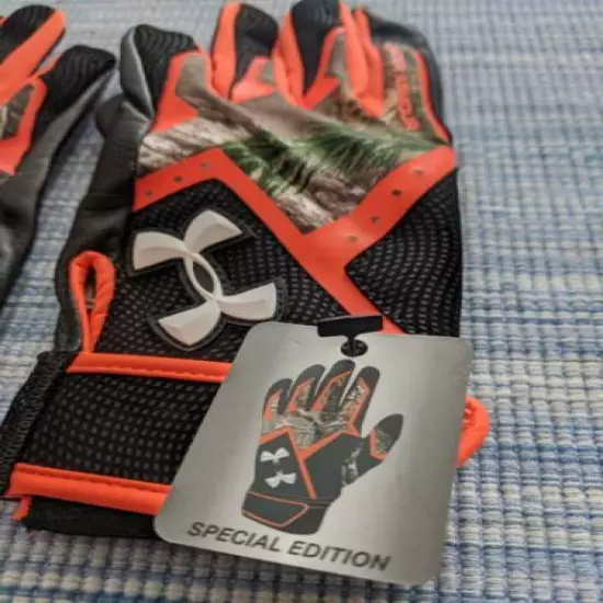 UNDER ARMOUR GLOVES SPECIAL EDITION