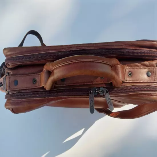 VINTAGE AVENUES AMERICA Messenger Briefcase Saddle Brown Leather READ