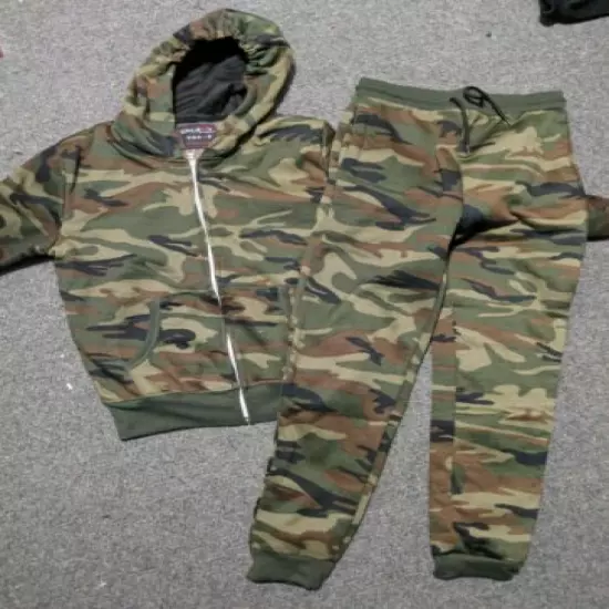 Youth camo jogger and hoodie set 