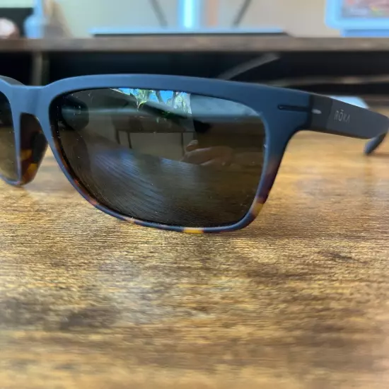 ROKA Barton 2.0 Sunglasses Matte black/Matte campfire tortoise frame - MSRP $205