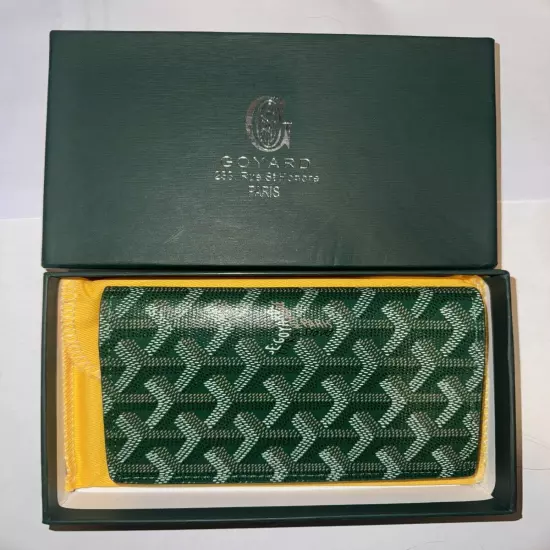 Goyard Passport Holder Card Wallet (Green) Passport holder Goyard