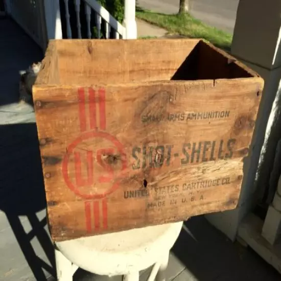 Antique Wooden Ammo Box " US Shot-Shells" US Defiance US Cartridge Co.12g.