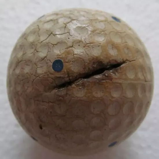 VINTAGE DIMPLE GOLF BALL-THE SPALDING KRO-FLITE WITH MULTI-MARKING