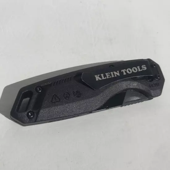 Klein Tools 44302 BLACK Flickblade Folding Utility Knife Customized Dyed Scales