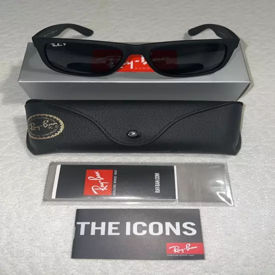 New Ray-Ban Justin RB4165 Matte Black Polarized Sunglasses