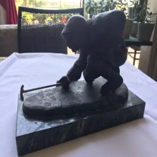 A San Pacific Int’l Bronze Hand Crafted Golfer Figure/Sculpture