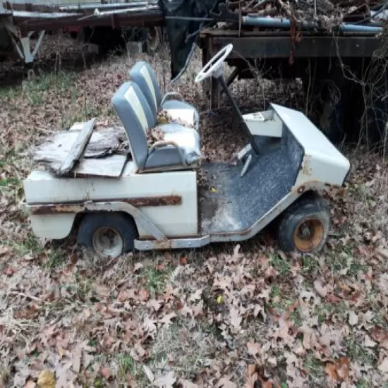 Cushman golfster/Parts or Repair $200