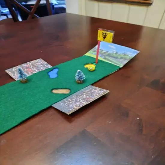 Miniature Indoor Golf Putting Family Game