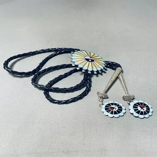 EXCEPTIONAL VINTAGE ZUNI INLAY BLUE GEM TURQUOISE CORAL SUNFACE SILVER BOLO